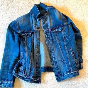 Levi’s unisex jean jacket perfect condition